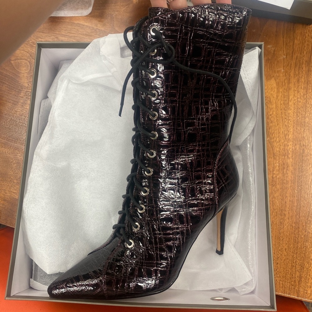 Patent heeled boots new